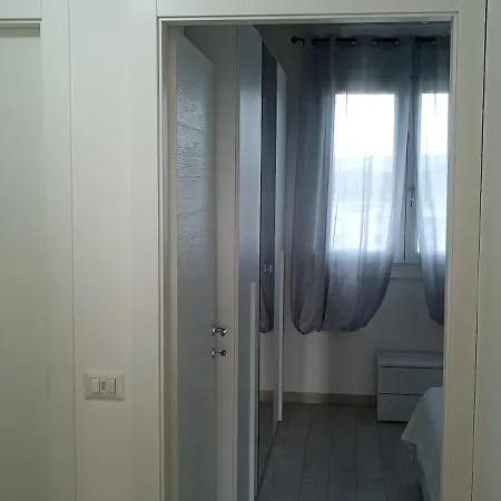 Roberto Apartment *